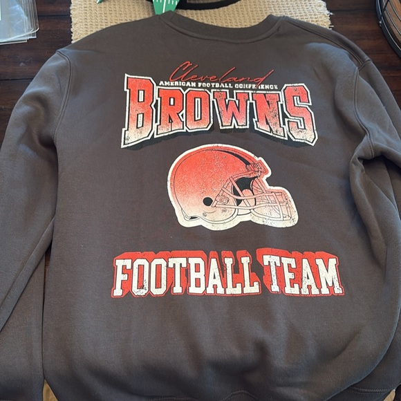 Cleveland Browns Brown Sweatshirt - Picture 3 of 3